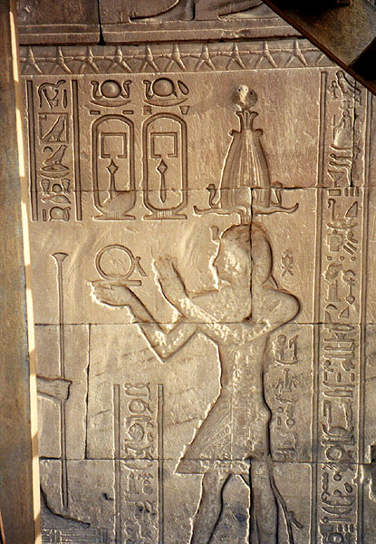 Dendera - Pharaoh offers to Hathor