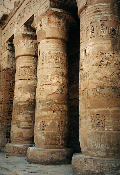 Medinet Habu, temple of Ramesses III, columns