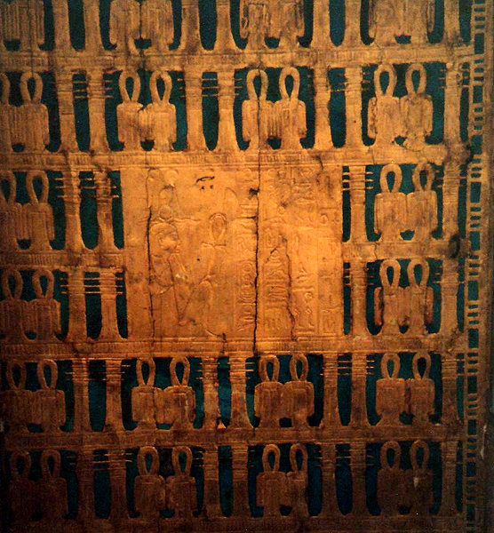 outer shrine of Tutankhamun